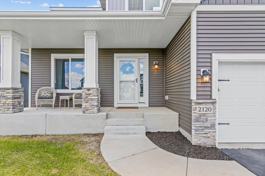2120 21st Avenue S, Hugo, MN 55038 - #2