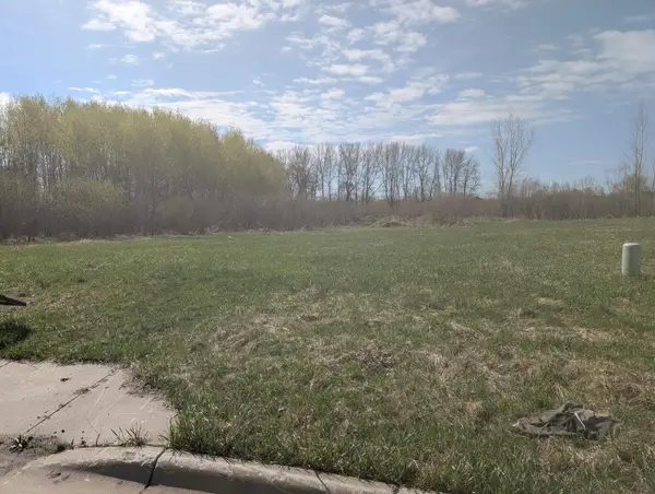 608 Knights Court, Sartell, MN 56377