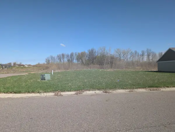2131 4th Street N, Sartell, MN 56377