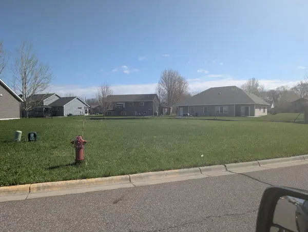 2115 4th Street N, Sartell, MN 56377