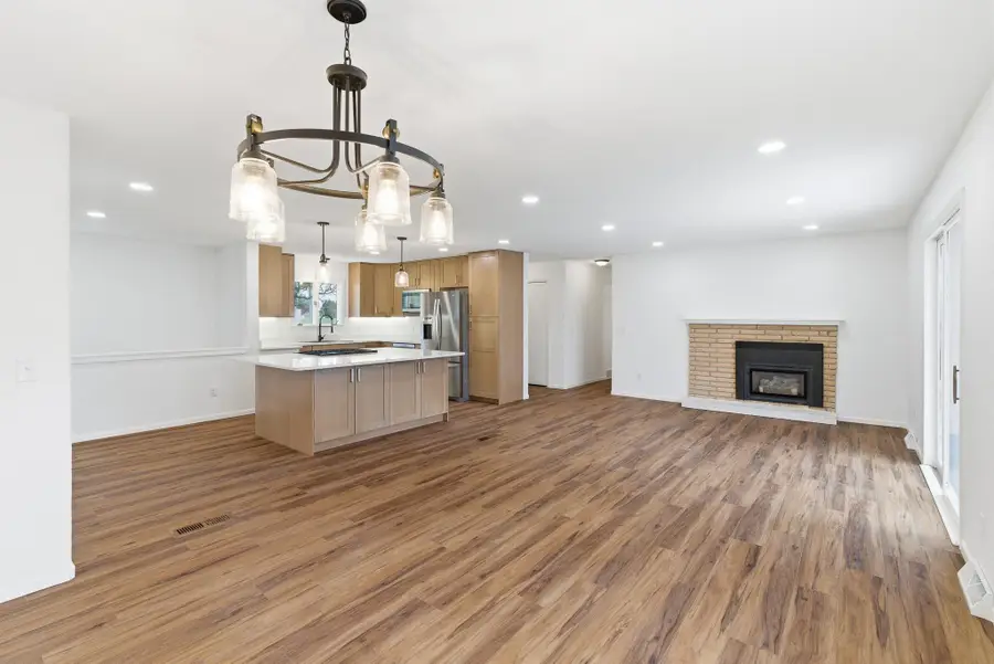 1400 Elm Avenue W, Waseca, MN 56093 - #2