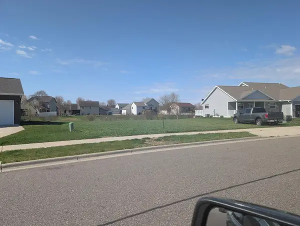 2116 4th Street N, Sartell, MN 56377