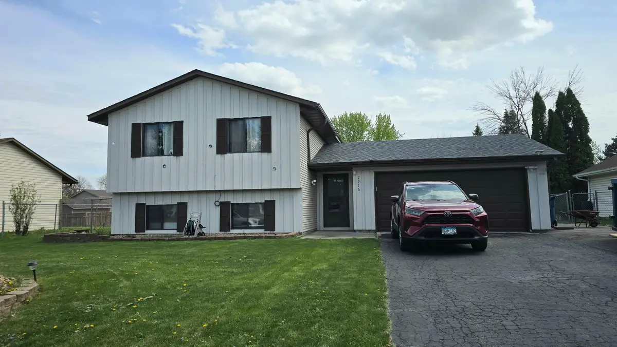 7916 Hallmark Way, Apple Valley, MN 55124 - #1
