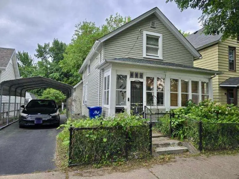 884 Conway Street, Saint Paul, MN 55106 - #2