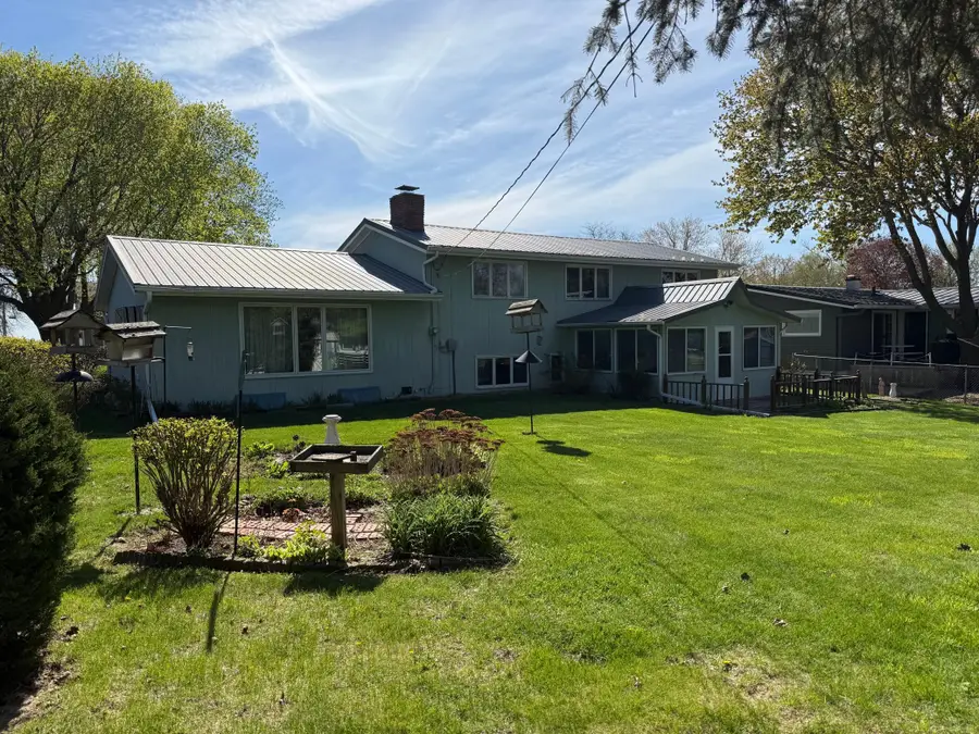 705 Adams Street, Armstrong, IA 50514 - #3