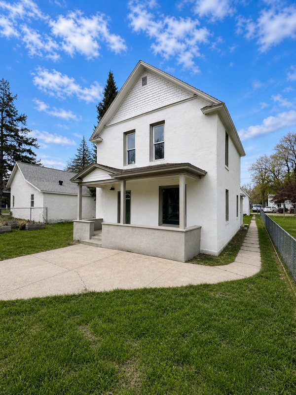 420 D Street Ne, Brainerd, MN 56401