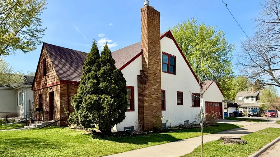 2748 NE Ulysses Street Ne, Minneapolis, MN 55418 - #2