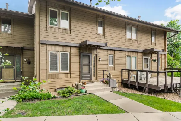 1217 Brighton Square, New Brighton, MN 55112