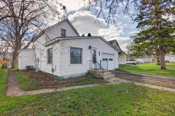 716 2nd Street, Hawley, MN 56549