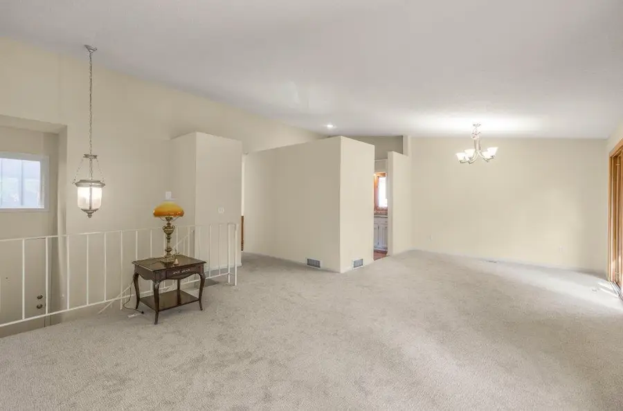6332 Pheasant Court, Edina, MN 55436 - #2