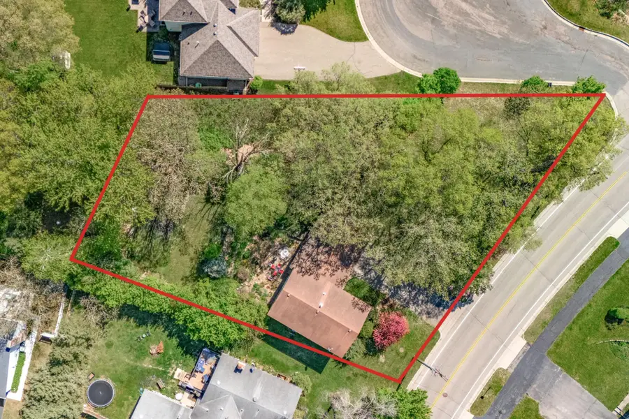 4220 Victoria Street N, Shoreview, MN 55126 - #3