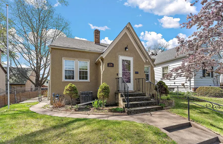 1216 Jessamine Avenue E, Saint Paul, MN 55106 - #2