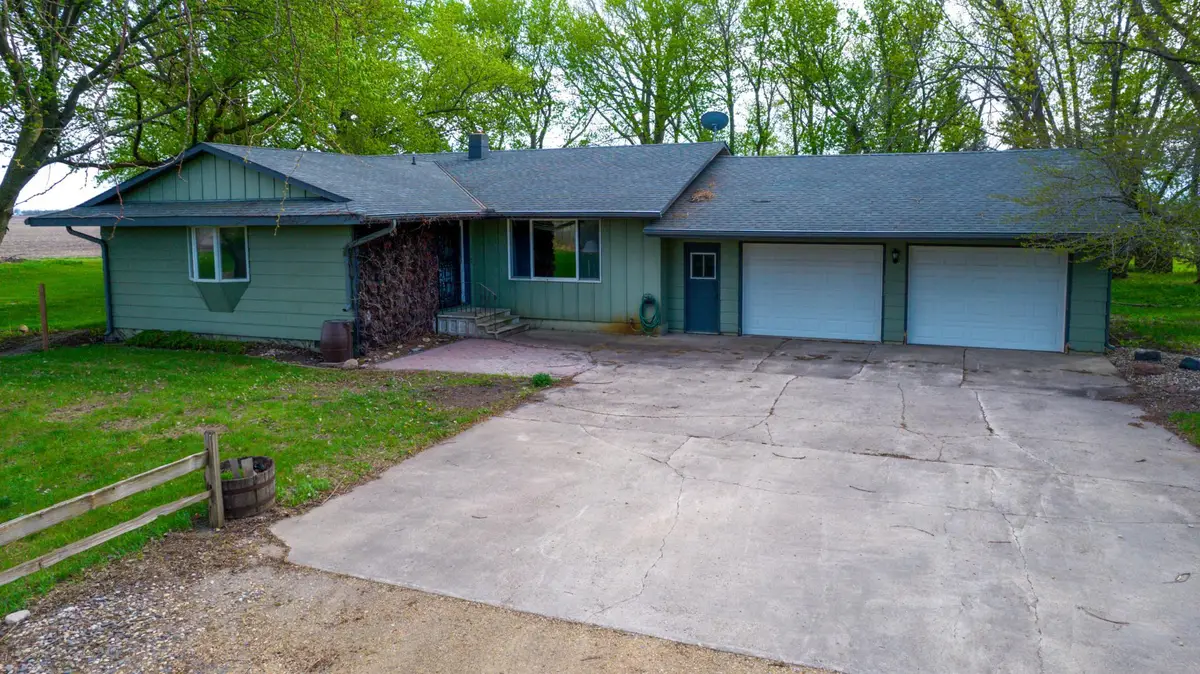 11197 608th Avenue, Minnesota Lake, MN 56068 - #1