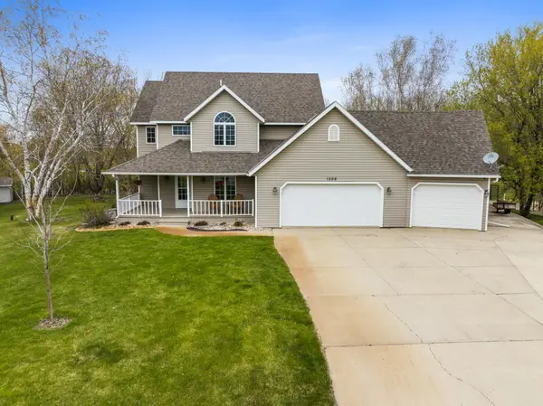 1506 Mc Auliffe Place Nw, Alexandria, MN 56308
