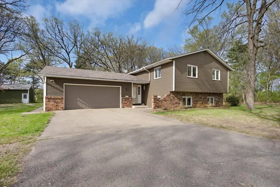 1825 203rd Avenue Nw, Oak Grove, MN 55011 - #2