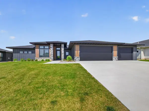 1547 Shannon Oaks Boulevard Ne, Rochester, MN 55906