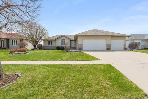 4432 3rd Street S, Moorhead, MN 56560