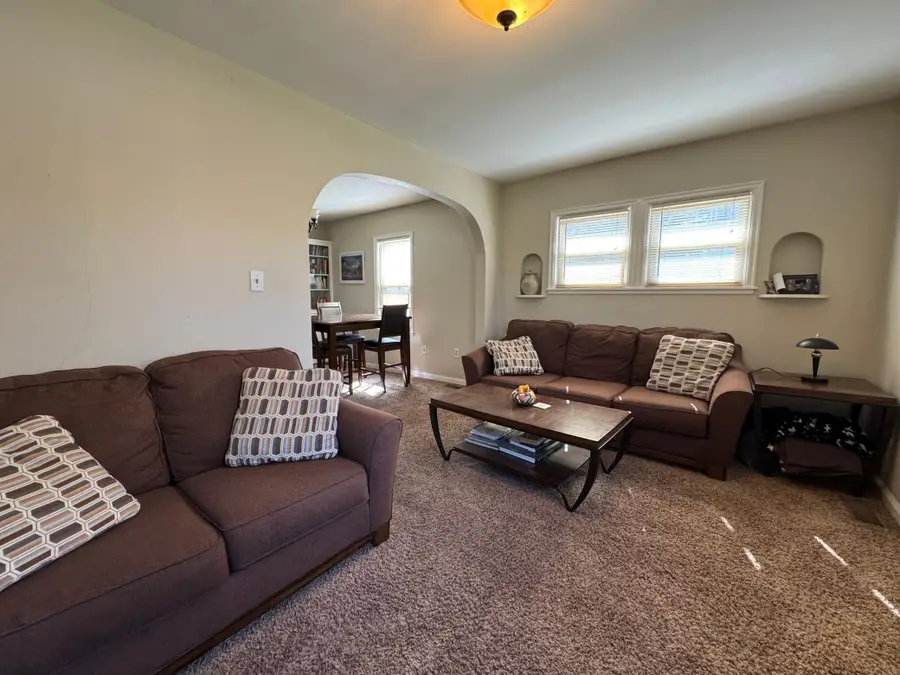 604 W Main Street, Marshall, MN 56258 - #2