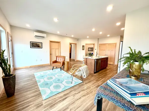715 Lake Shore Drive Ne #201, Bemidji, MN 56601