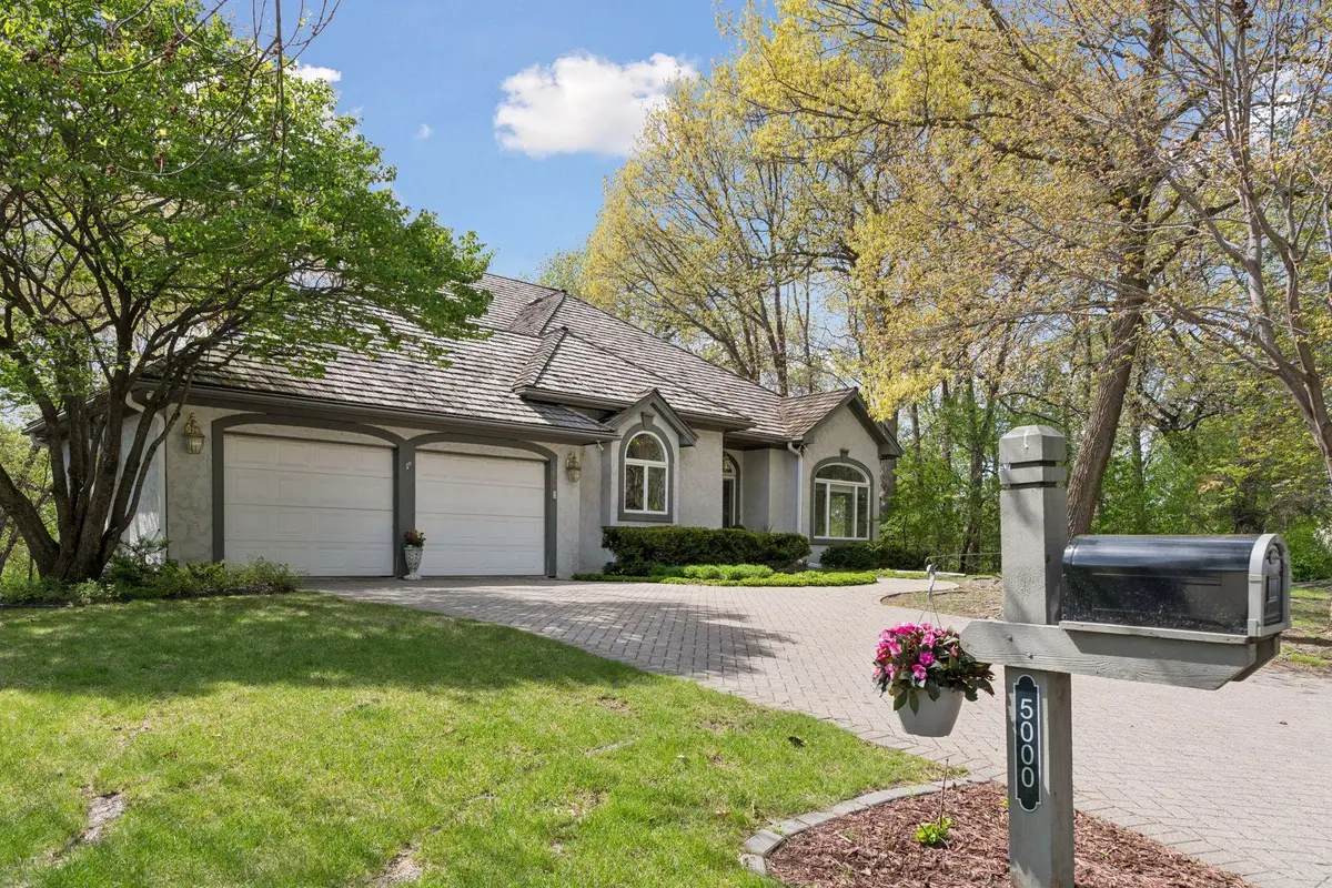 5000 Malibu Drive, Edina, MN 55436 - #1