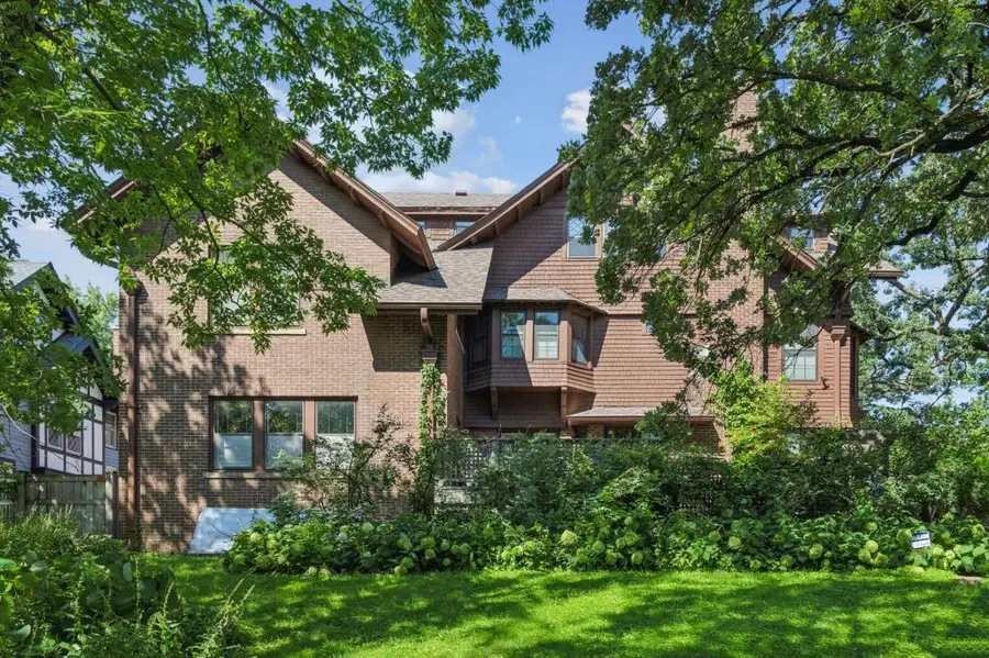 2000 Irving Avenue S, Minneapolis, MN 55405 - #2