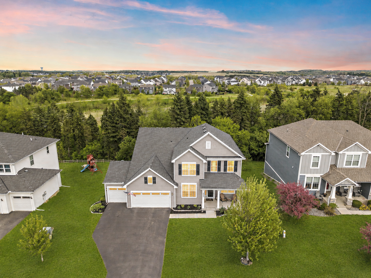 9289 Summerlin Court, Woodbury, MN 55129 - #1