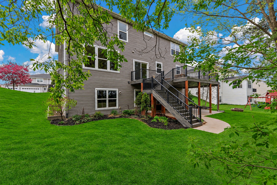 9289 Summerlin Court, Woodbury, MN 55129 - #2