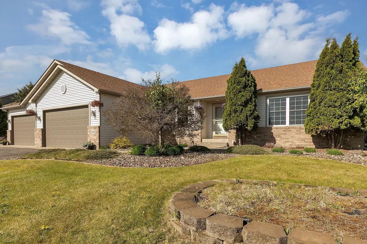 27338 110th Street Nw, Zimmerman, MN 55398 - #1