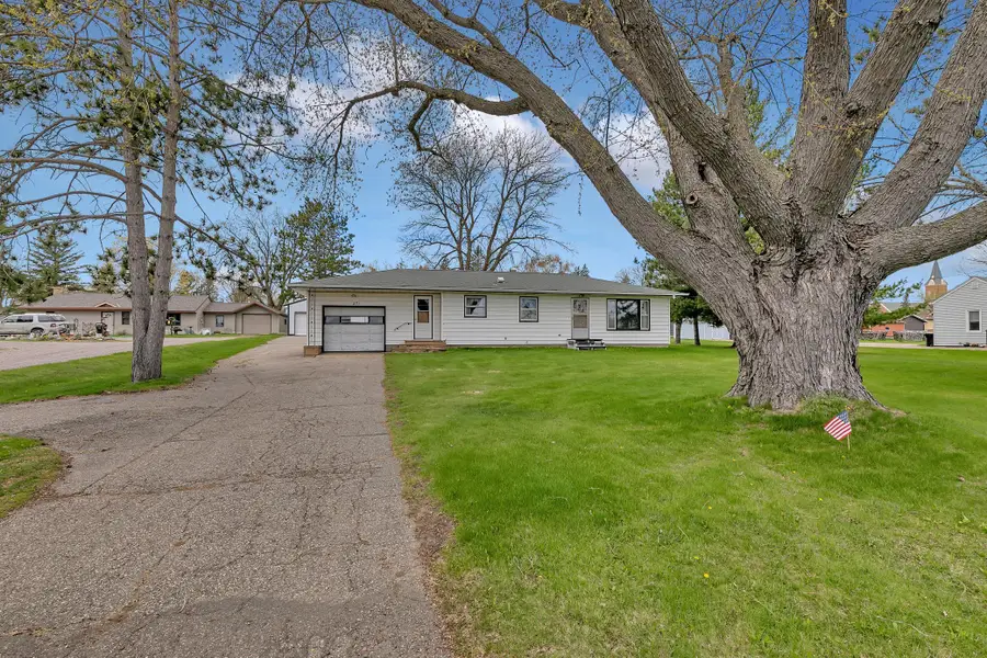 271 4th Street, Holdingford, MN 56340 - #2