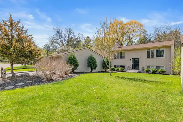 16135 15th Avenue N, Plymouth, MN 55447