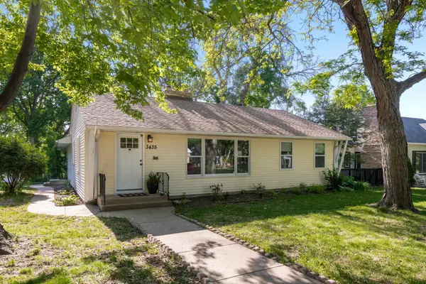 3435 Zenith Avenue N, Robbinsdale, MN 55422