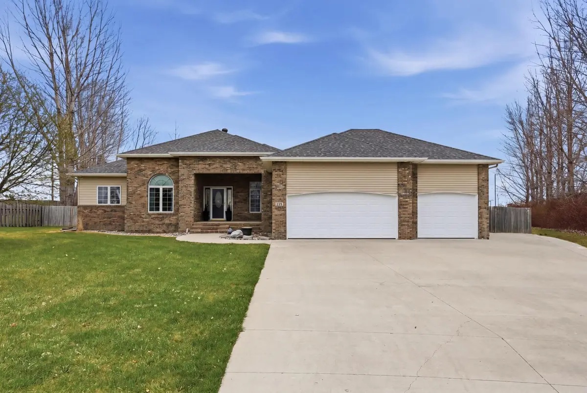 212 Chestnut Drive, Horace, ND 58047 - #1