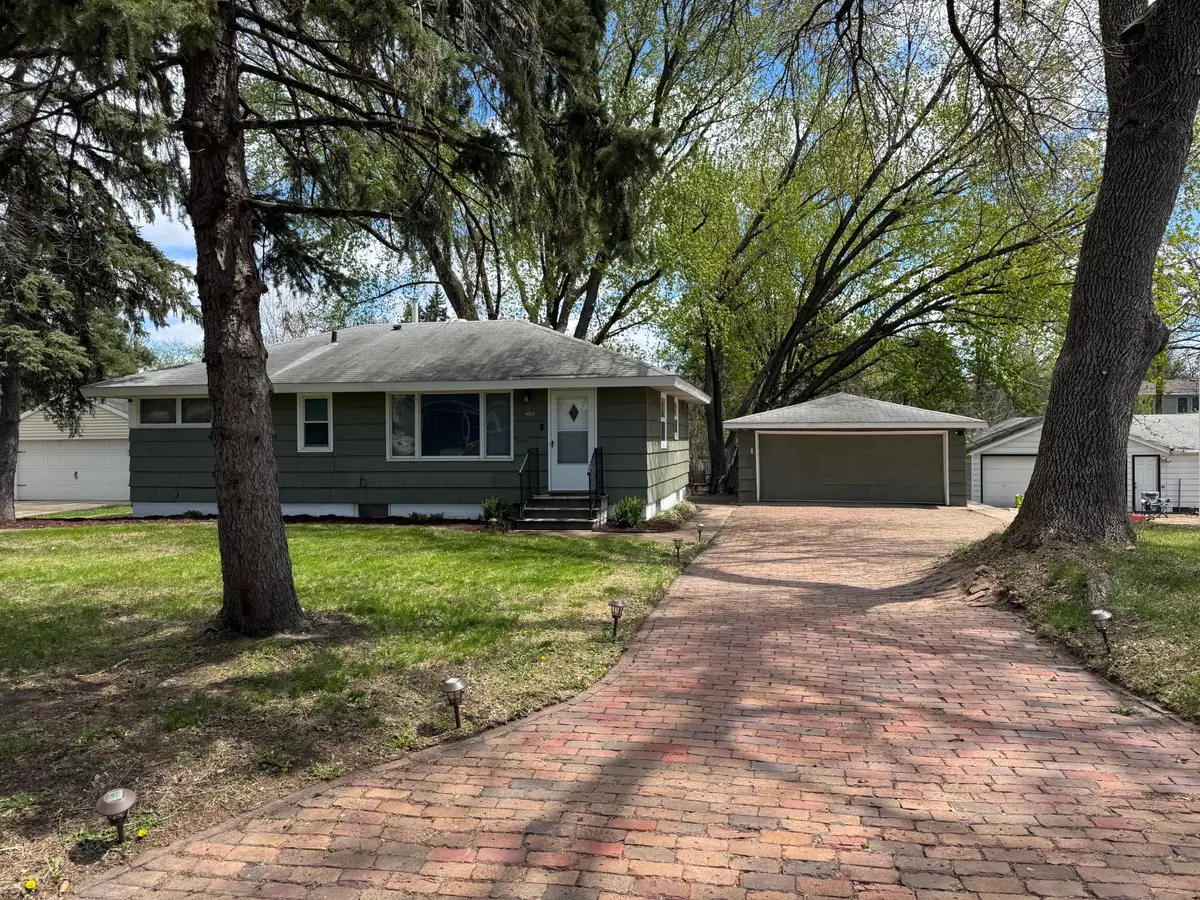 4851 2 1/2 Street Ne, Fridley, MN 55421 - #1