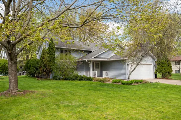 4414 Urbandale Court N, Plymouth, MN 55446