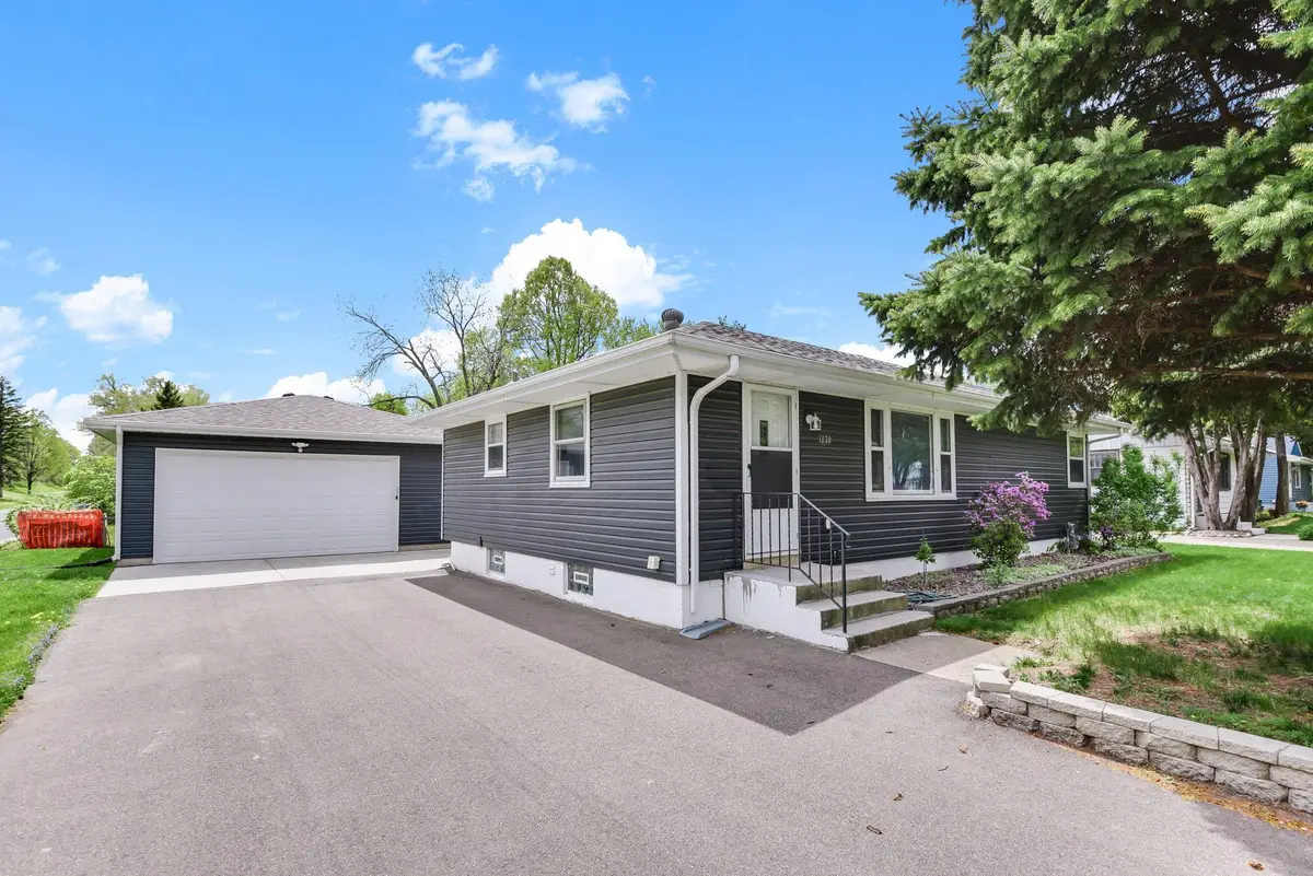 1030 Kenneth Street, Eagan, MN 55121 - #1
