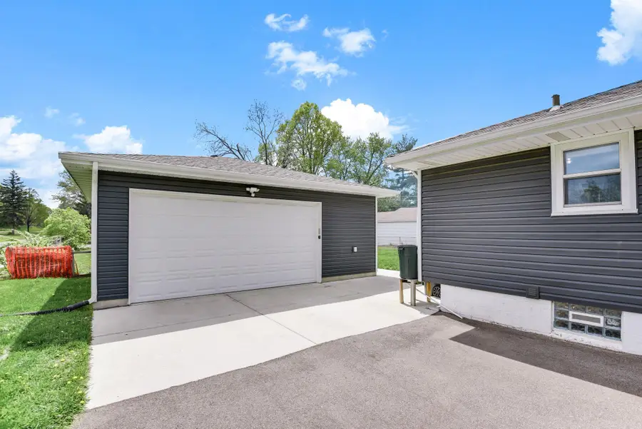 1030 Kenneth Street, Eagan, MN 55121 - #3