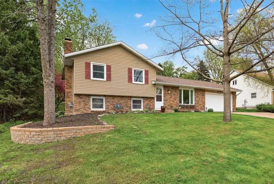 6839 133rd Street W, Apple Valley, MN 55124 - #2
