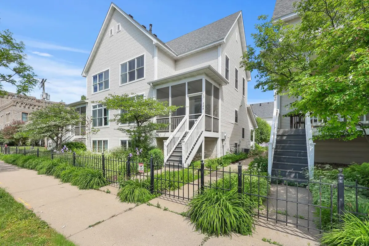 724 E 25th Street, Minneapolis, MN 55404 - #1