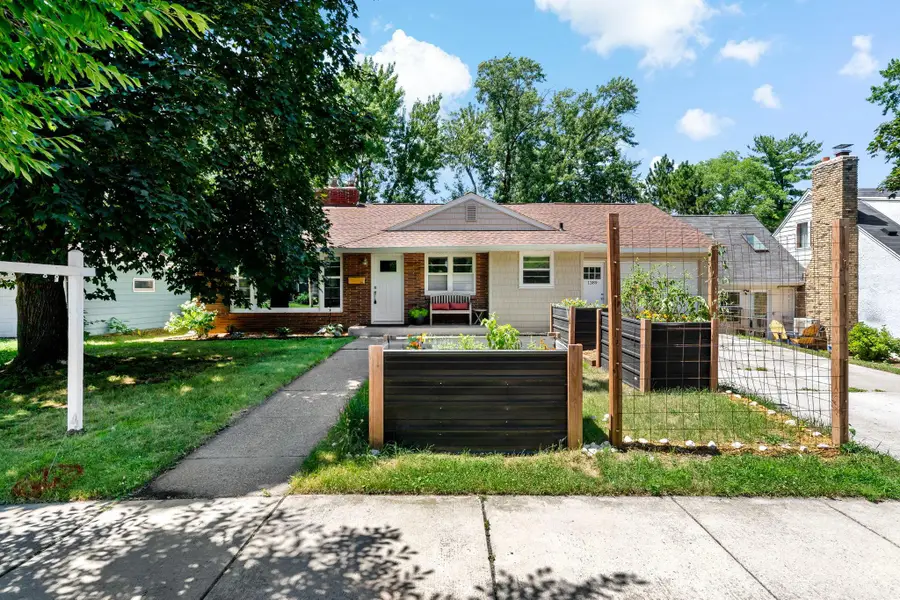 1389 Prior Avenue S, Saint Paul, MN 55116 - #2