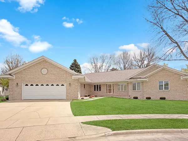 103 Whitney Circle, Marshall, MN 56258
