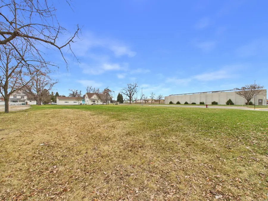 211 Second Street Se, Melrose, MN 56352 - #2