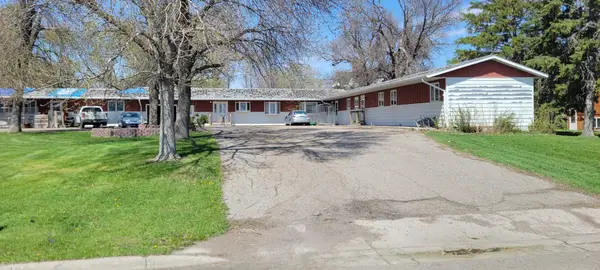 20 5th Street E, Halstad, MN 56548