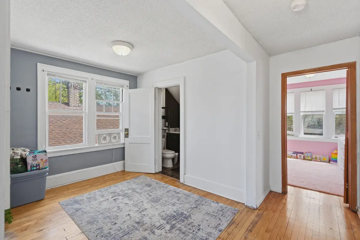 1105 Rose Avenue E, Saint Paul, MN 55106 - #1