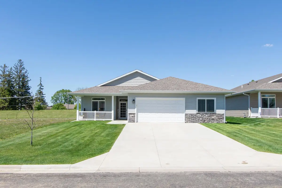 1552 Eagle Ridge Street Ne, Owatonna, MN 55060 - #1