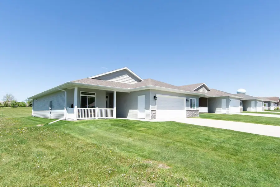 1552 Eagle Ridge Street Ne, Owatonna, MN 55060 - #3