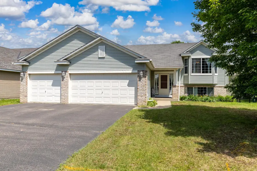 961 Ivy Hills Road, Belle Plaine, MN 56011 - #2