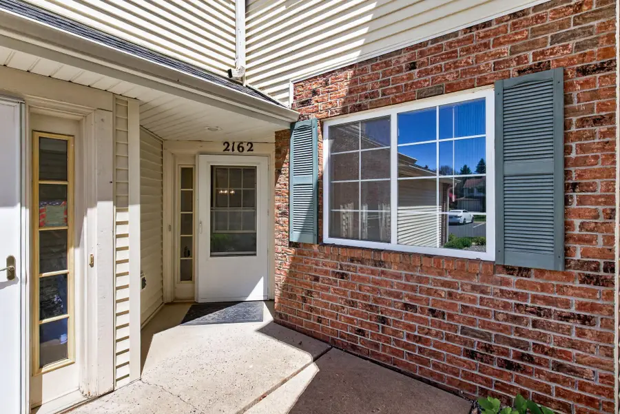2162 Water Lilly Lane #1002, Eagan, MN 55122 - #3