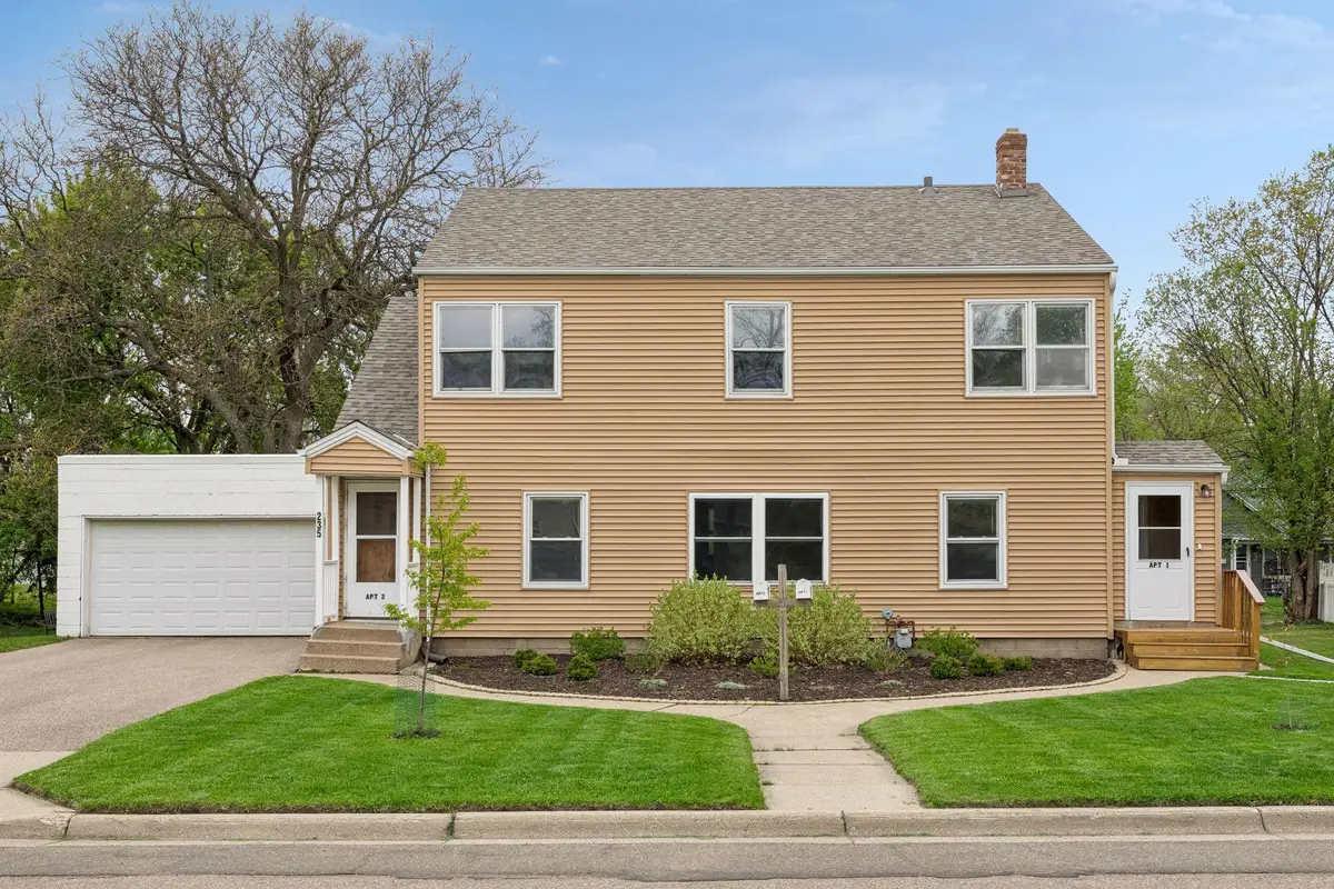 235 Dakota Street, West Saint Paul, MN 55118 - #1