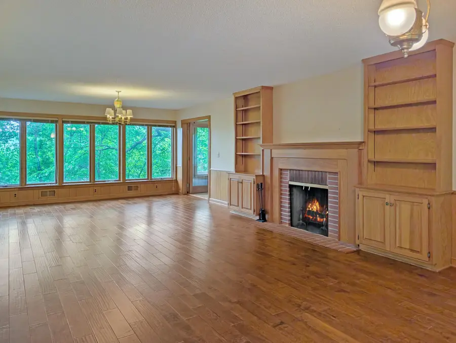 16220 Hayes Avenue, Carver, MN 55315 - #3
