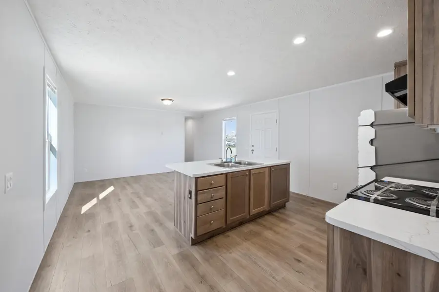 2401 Gene Avenue, Albert Lea, MN 56007 - #2